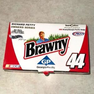 NIB Richard Petty Brawny #44 NASCAR Owners Series 2002 Promo Collectible